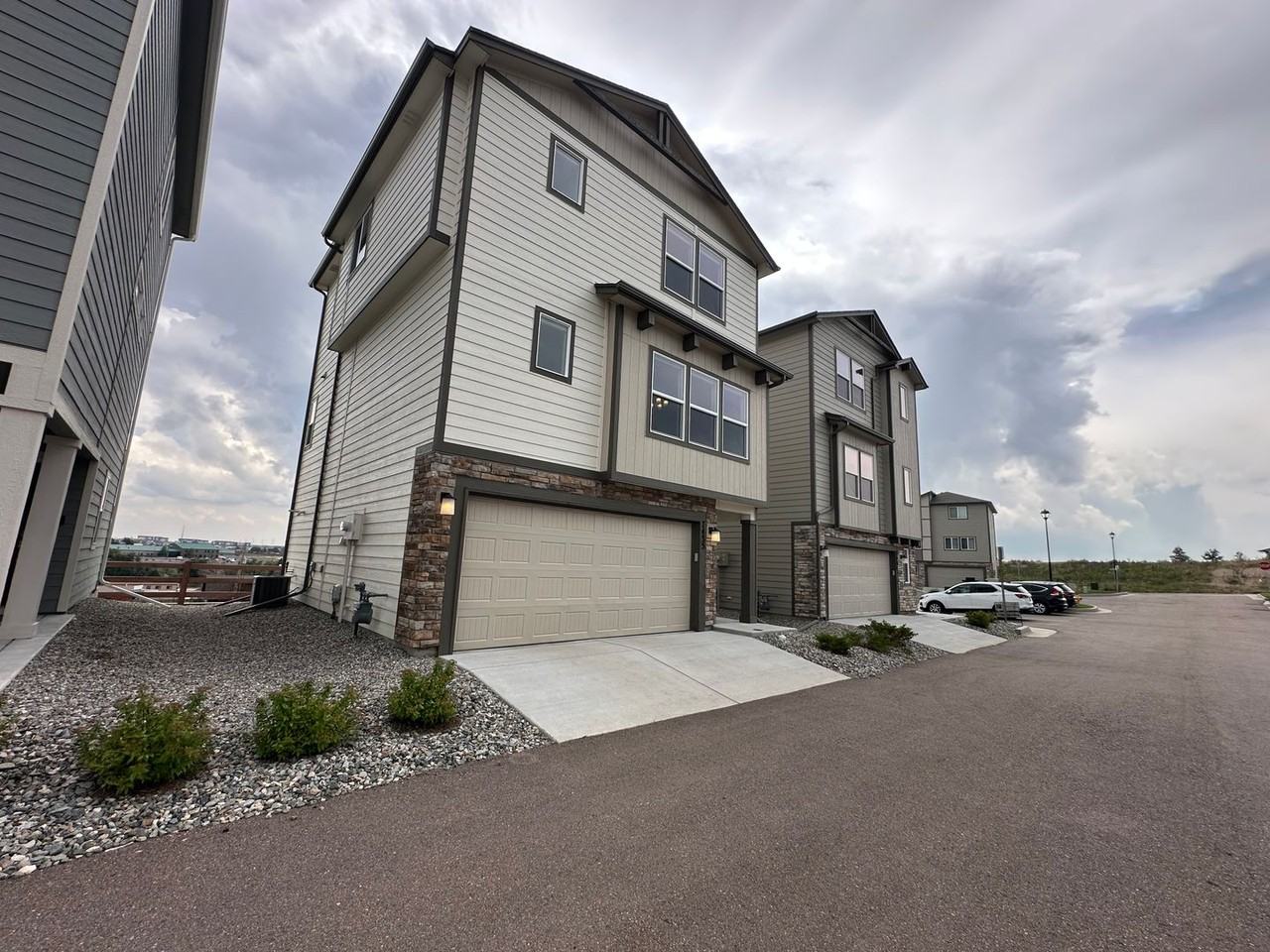 7435 Gorgeted Quail Grv - Photo 2 of 26