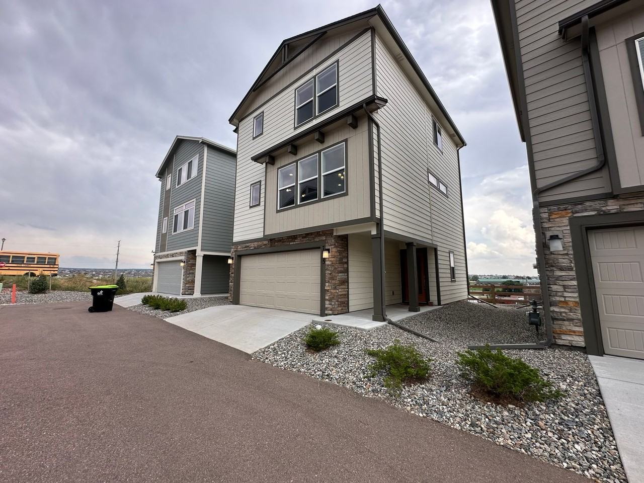 7435 Gorgeted Quail Grv - Photo 3 of 26