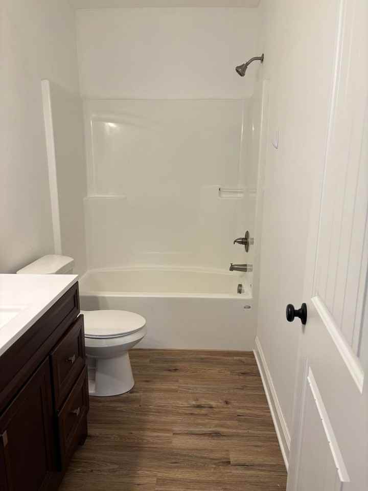610 S Jefferson St - Photo 5 of 10