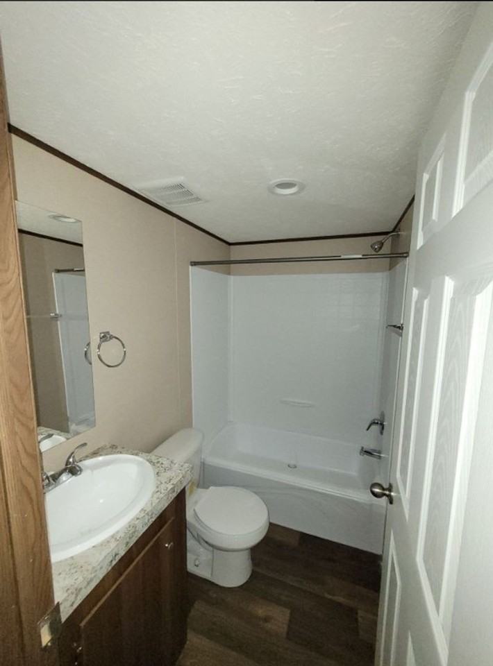 238 Freeman Cir - Photo 6 of 17