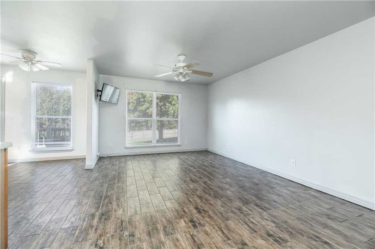 2551 Turner Way - Photo 5 of 13