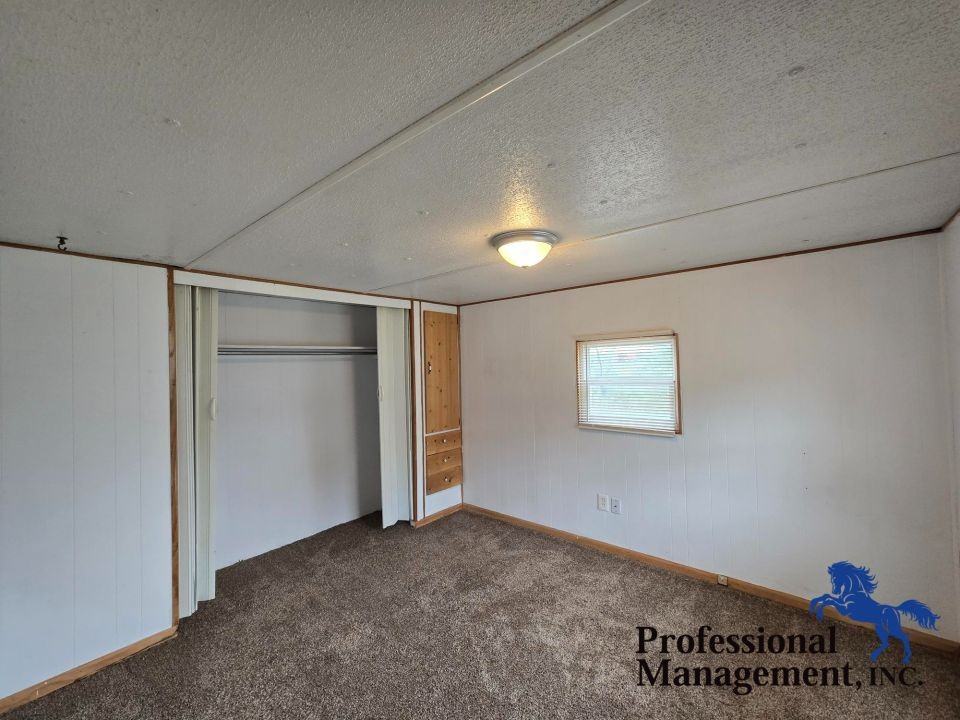 2108 E Maryland Ln - Photo 6 of 8