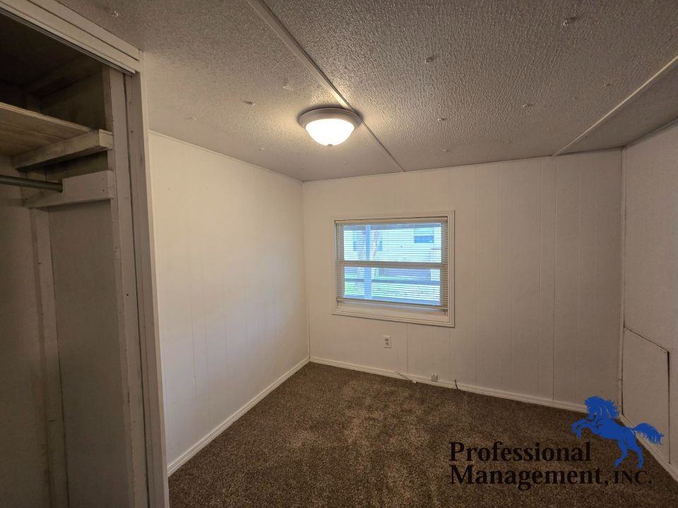 2108 E Maryland Ln - Photo 7 of 8