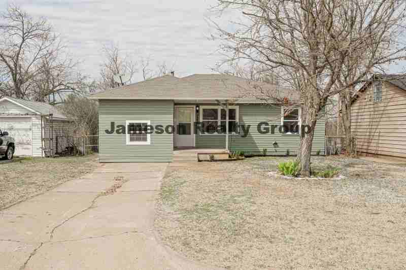 727 Nw 97th St - Photo 2 of 28