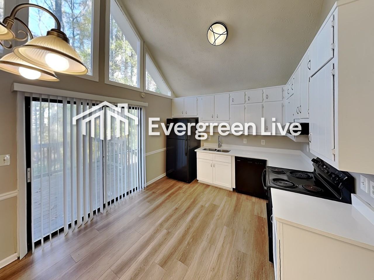 6335 Cathedral Ln - Photo 6 of 21