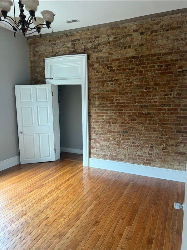 1812 E 3rd St ##A - Photo 3 of 7