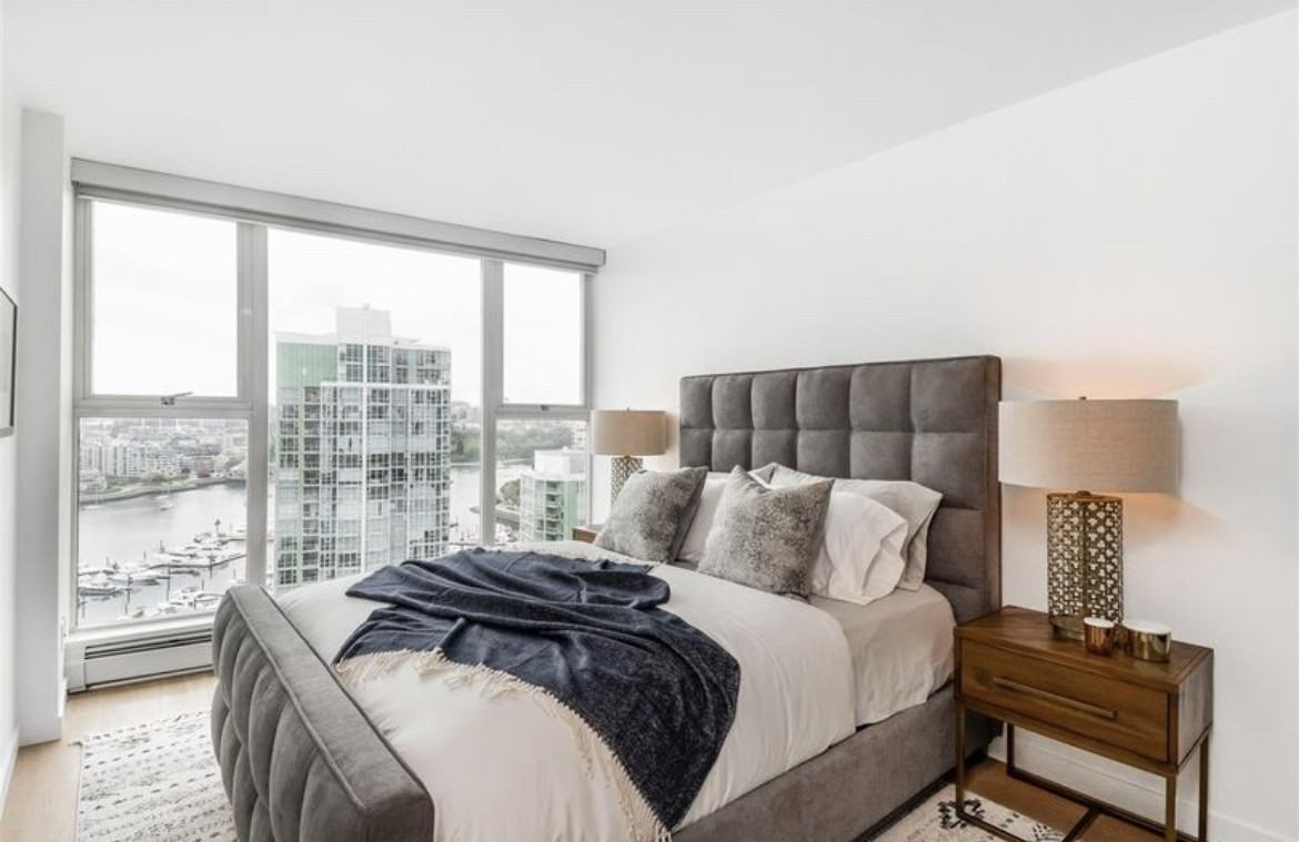 1009 Expo Boulevard - Photo 2 of 11