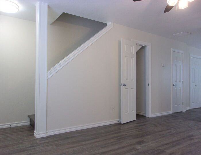 3715 N Saint Charles St - Photo 3 of 45