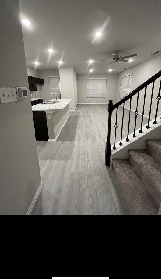 2312 Davenport Dr #2312 - Photo 4 of 25