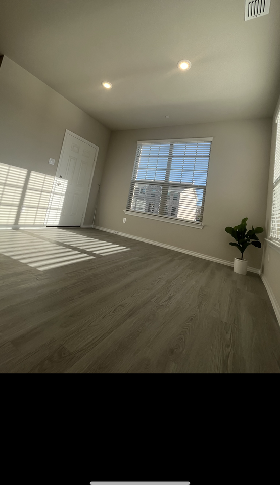 2312 Davenport Dr #2312 - Photo 5 of 25