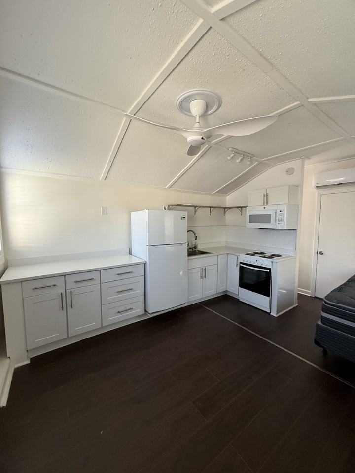 240 Lancaster Ave #101 - Photo 3 of 8