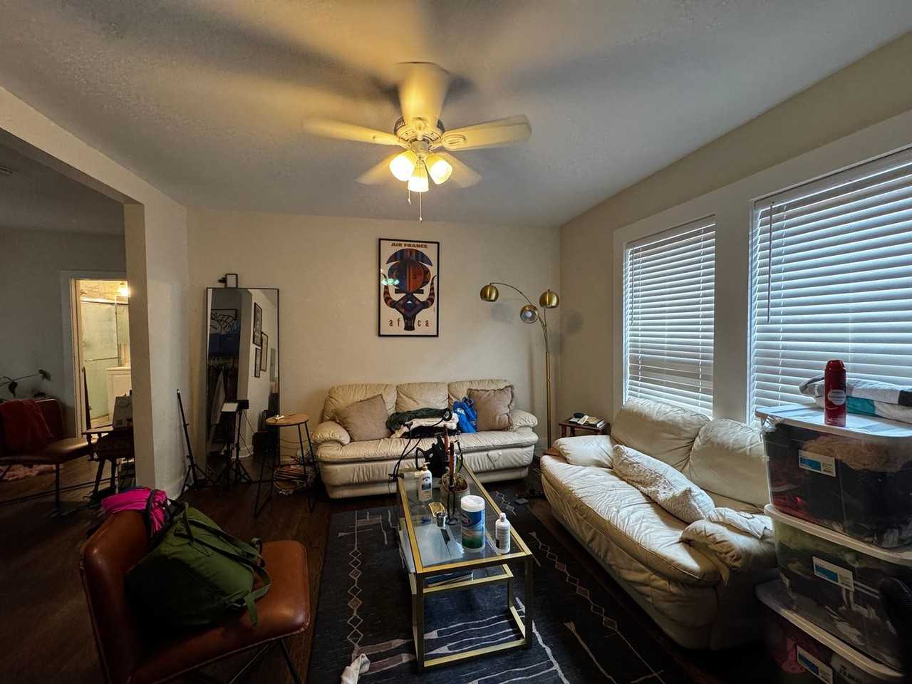 1375 W Greenleaf Ave #1S - Photo 4 of 13