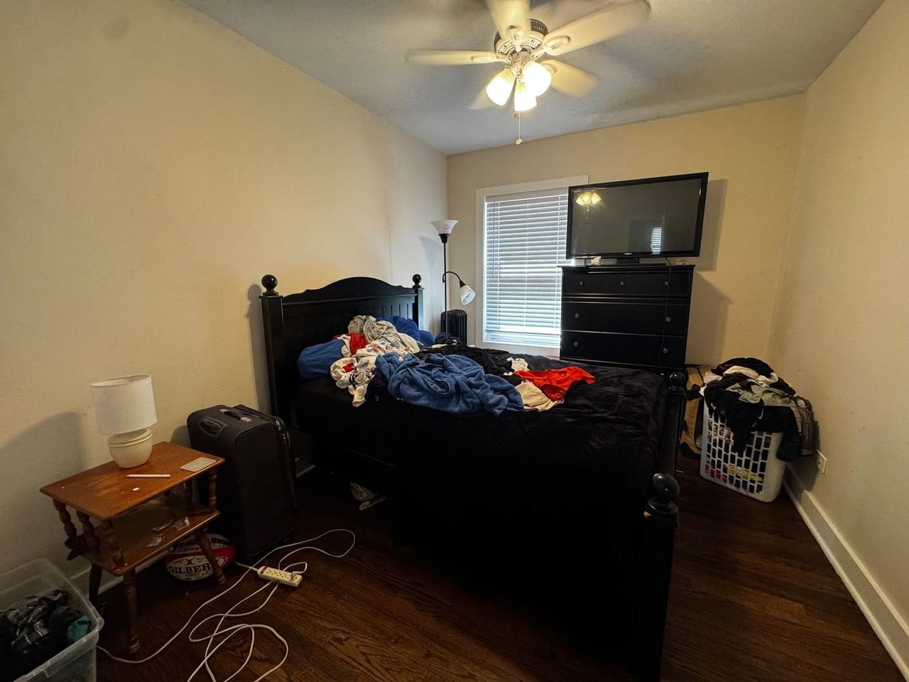 1375 W Greenleaf Ave #1S - Photo 7 of 13