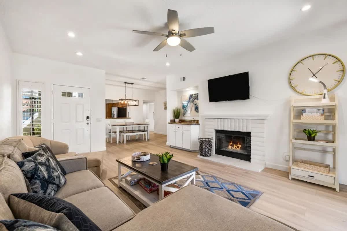 248 Vista Royale Cir W #NA - Photo 4 of 42