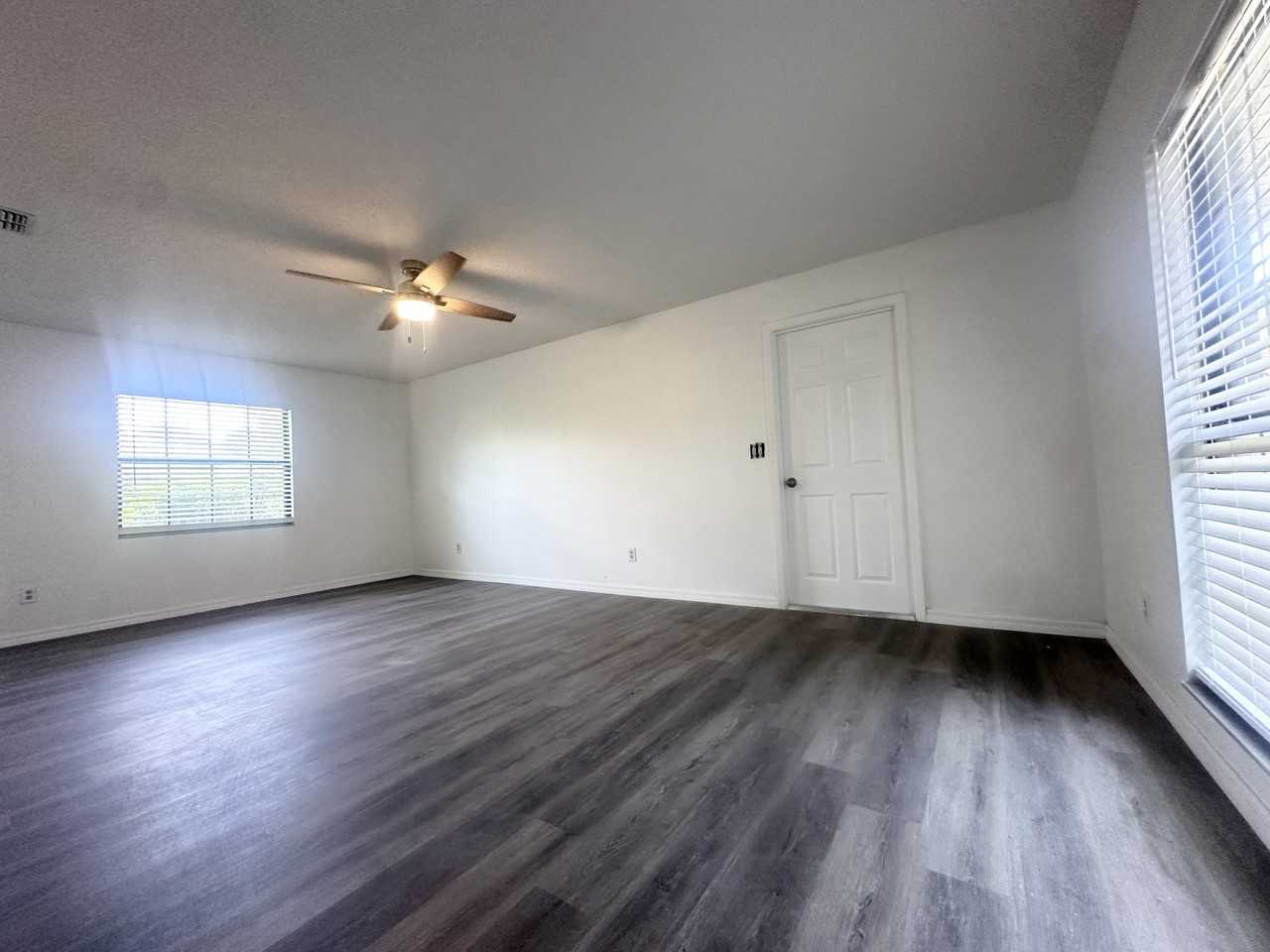 107 Maplewood Drive #NA - Photo 7 of 21