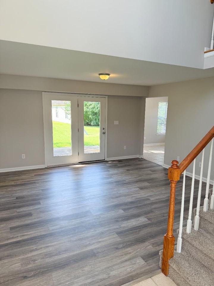 2000 Willis Dr - Photo 5 of 20