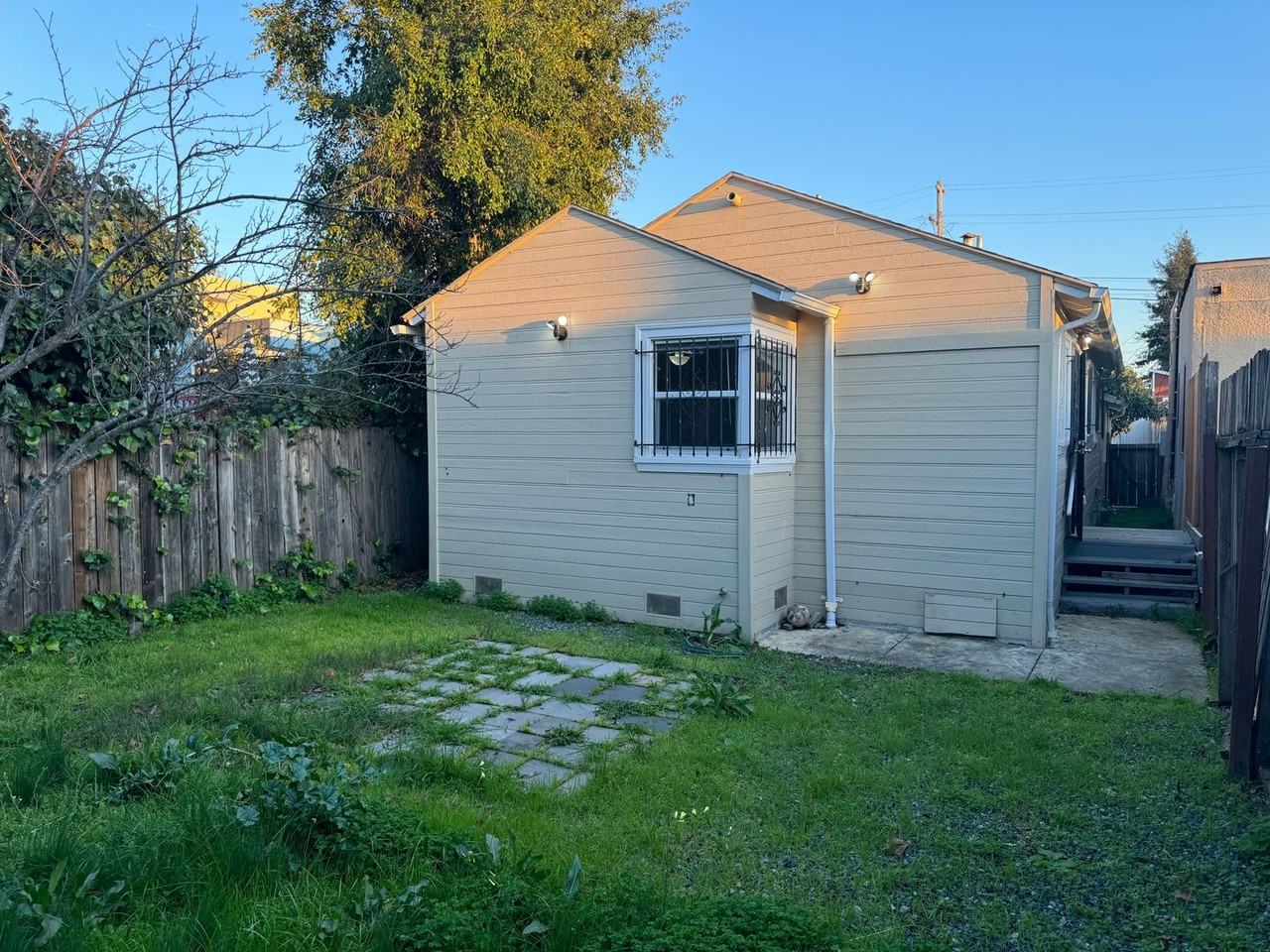 3215 Star Avenue - Photo 6 of 34