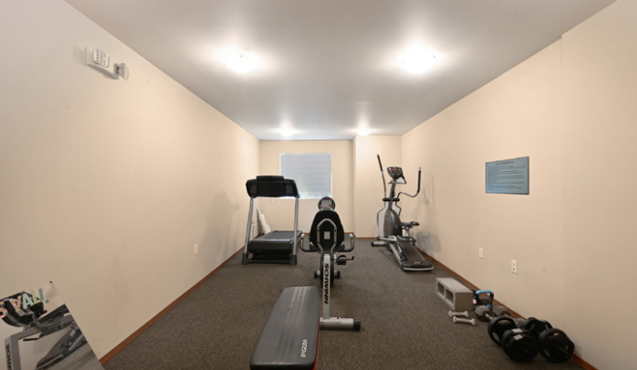 Ambaum Place II | Modern Studio and 1 Bedroom Layouts w/ In - Photo 3 of 6