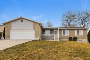 4042 S Latimer Dr - Photo 1 of 1