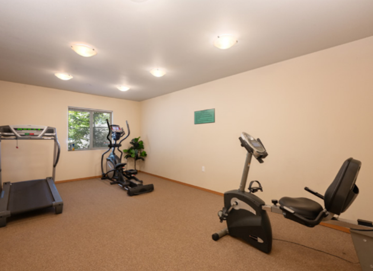 DubSea Apartments | Modern Apartment Homes w/ In - Photo 5 of 7