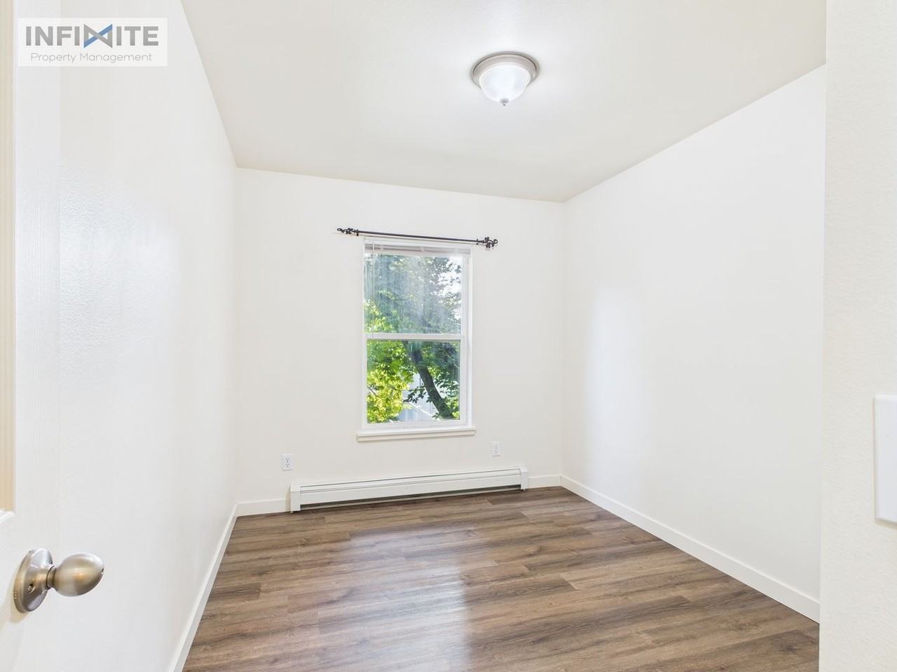 212 Show Place #D - Photo 7 of 16