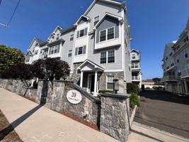 featured image of 20 3rd St ##12