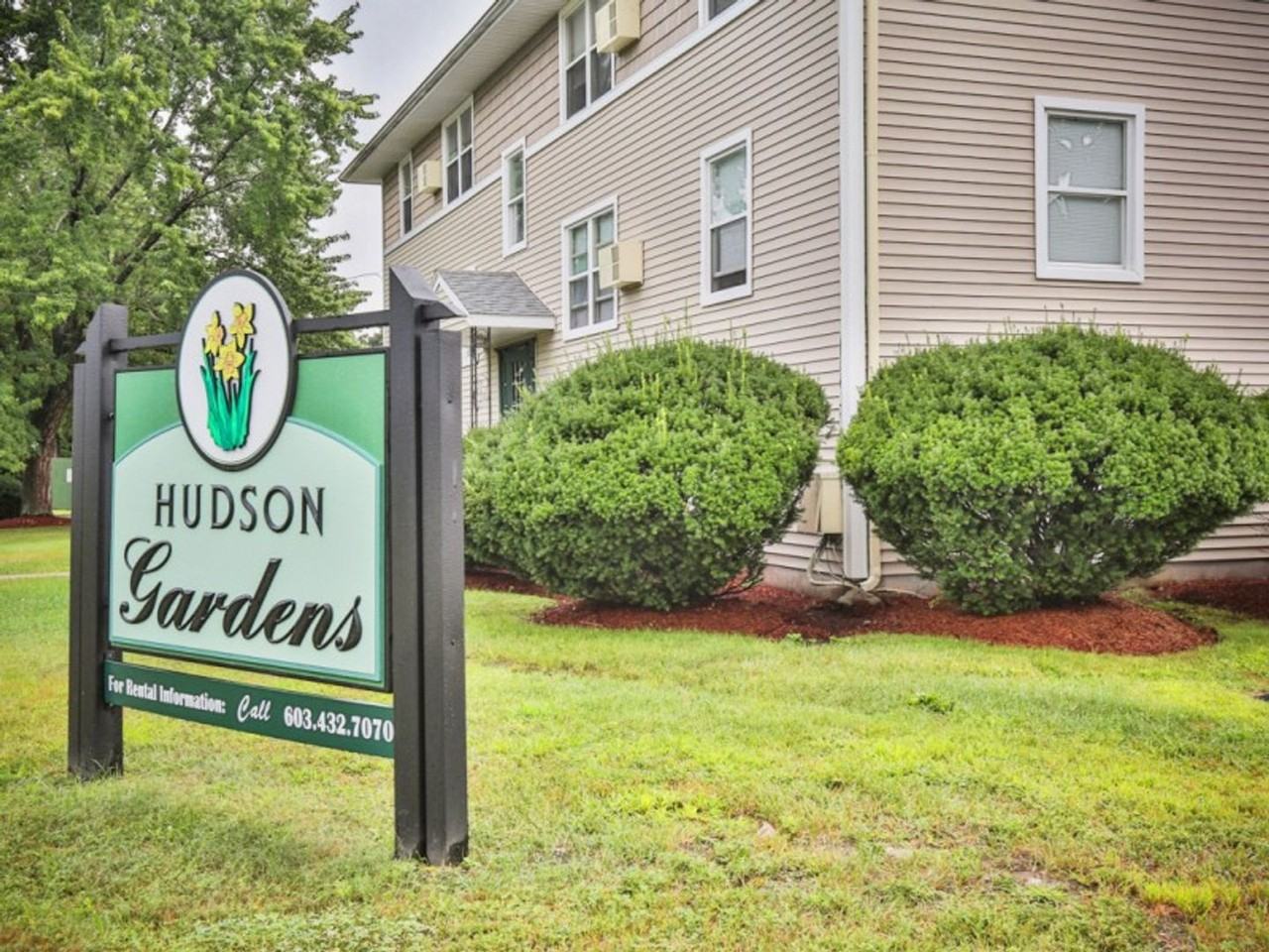 Hudson Gardens - Photo 2 of 19