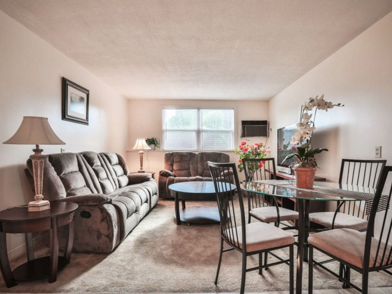 Hudson Gardens - Photo 3 of 19