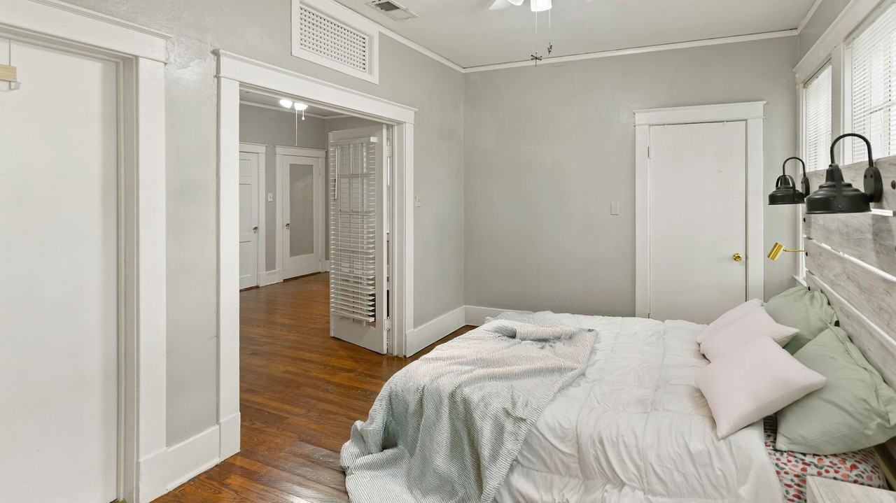 350 E State St - Photo 7 of 13