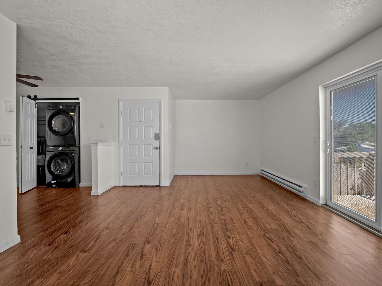 1535 Poplar Dr #10 - Photo 6 of 22