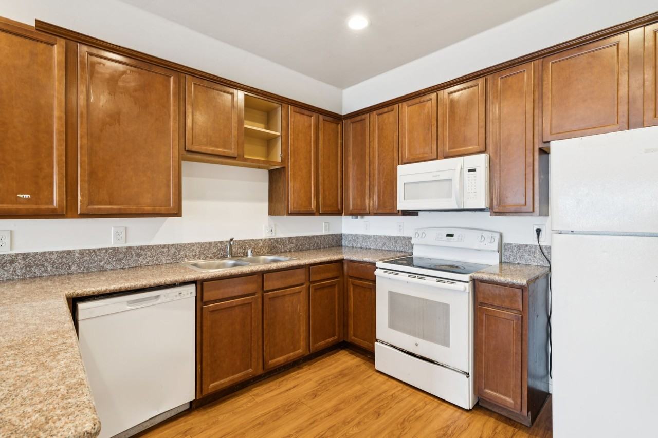 6761 Del Playa - Photo 7 of 7