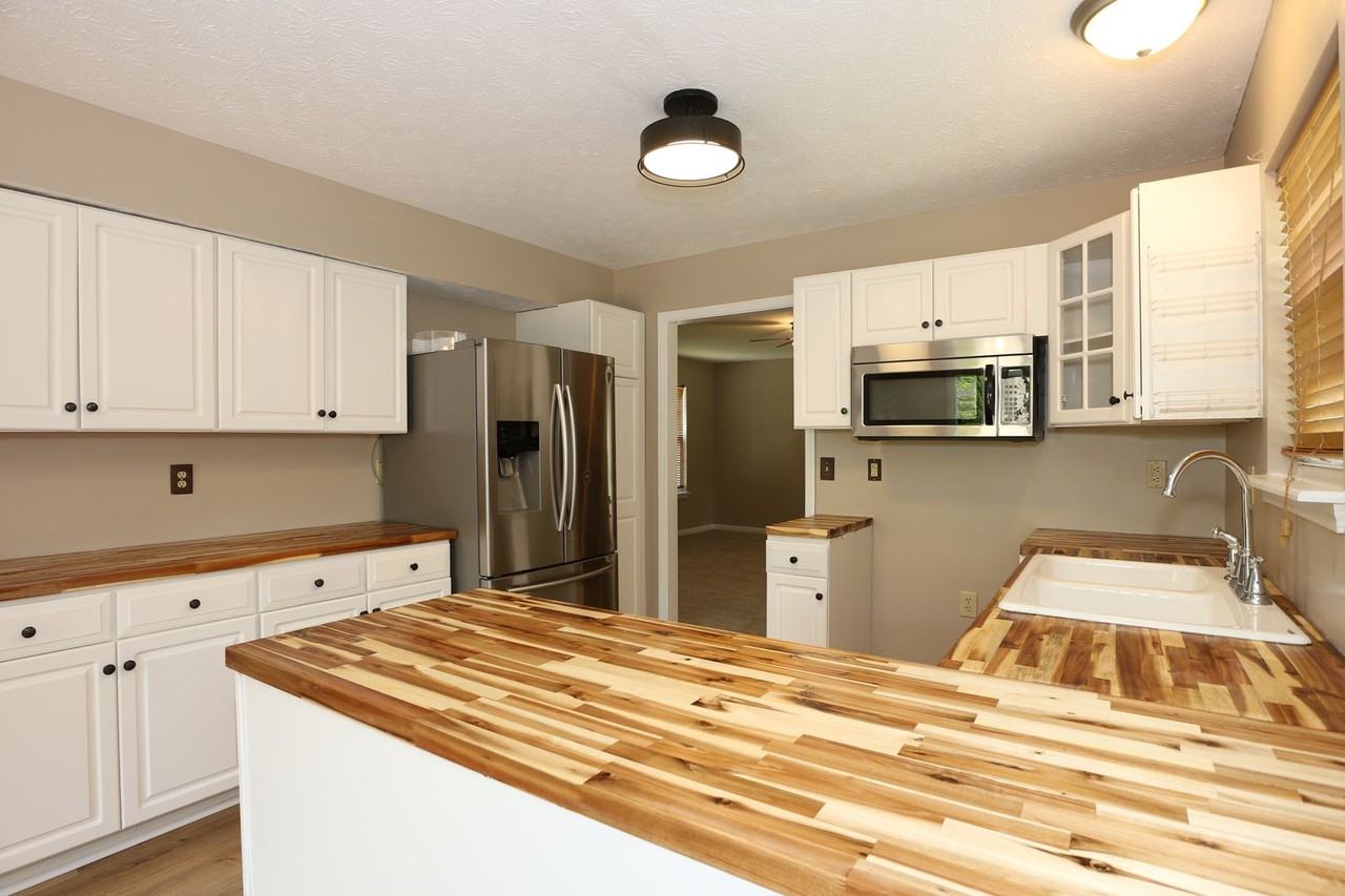 501 Sonhatsett Dr - Photo 4 of 31