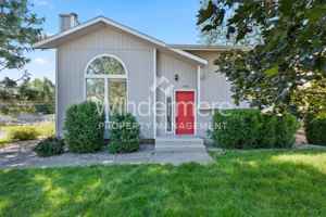 featured image of 4128 E 34th Ave