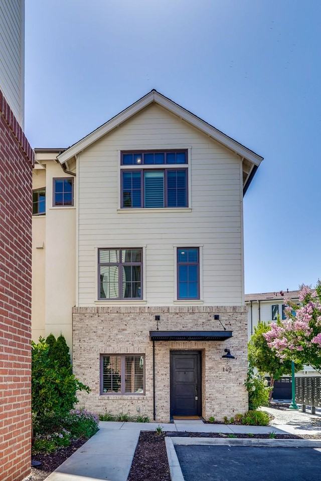 149 Lottie Ln - Photo 3 of 50