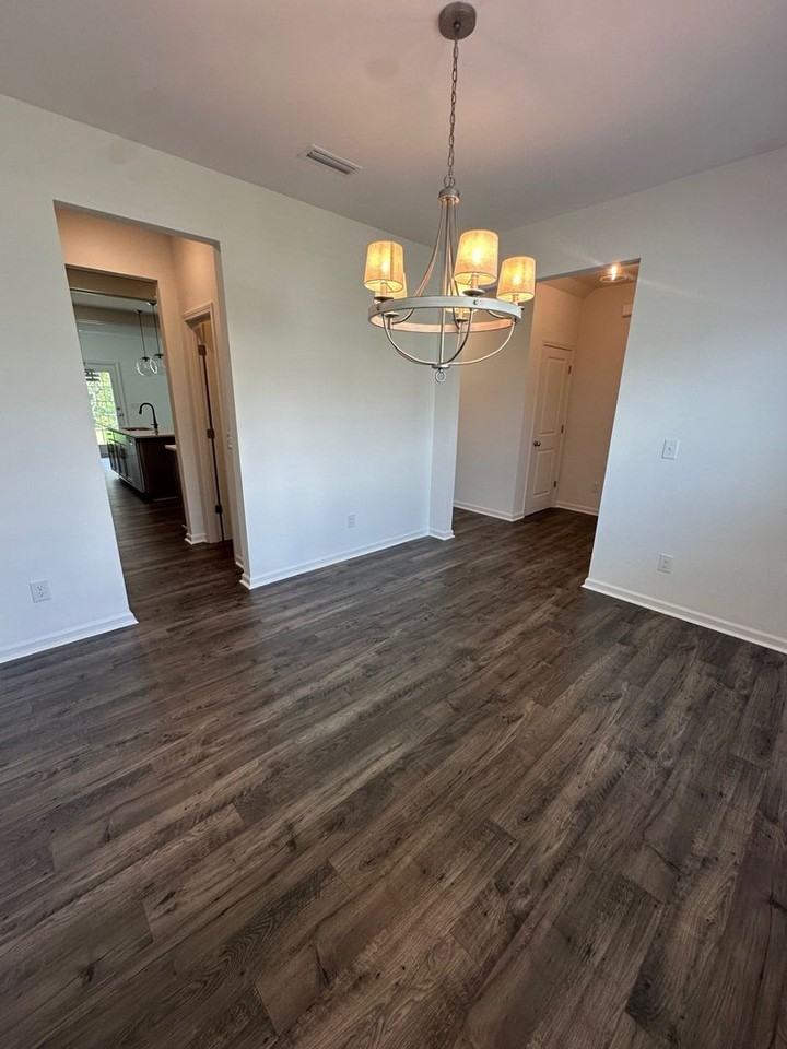 1115 Links Crossing Dr - Photo 2 of 19