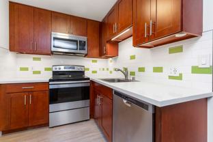 411 Harvard Ave East - Photo 1 of 1