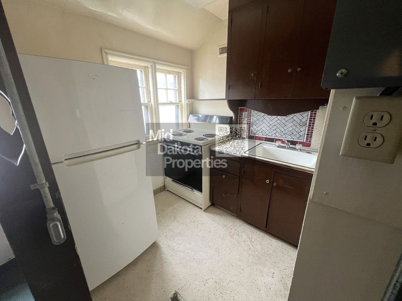Kuchera Building - Photo 7 of 10