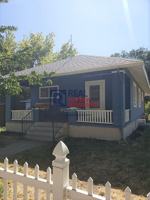 featured image of 605 S 11th Ave