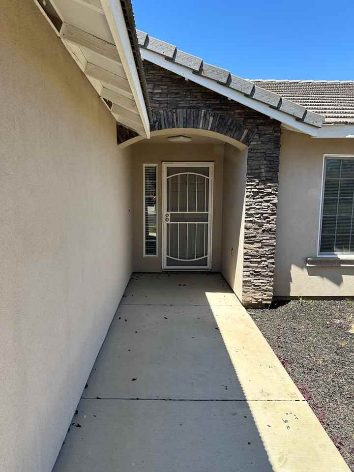 2874 Florence Ave - Photo 2 of 18