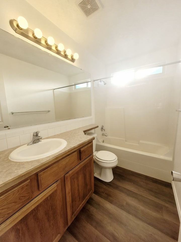 554 West Palmer Drive - Photo 6 of 16