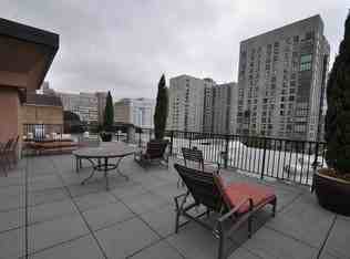 1323 Boren Ave #611 - Photo 7 of 9