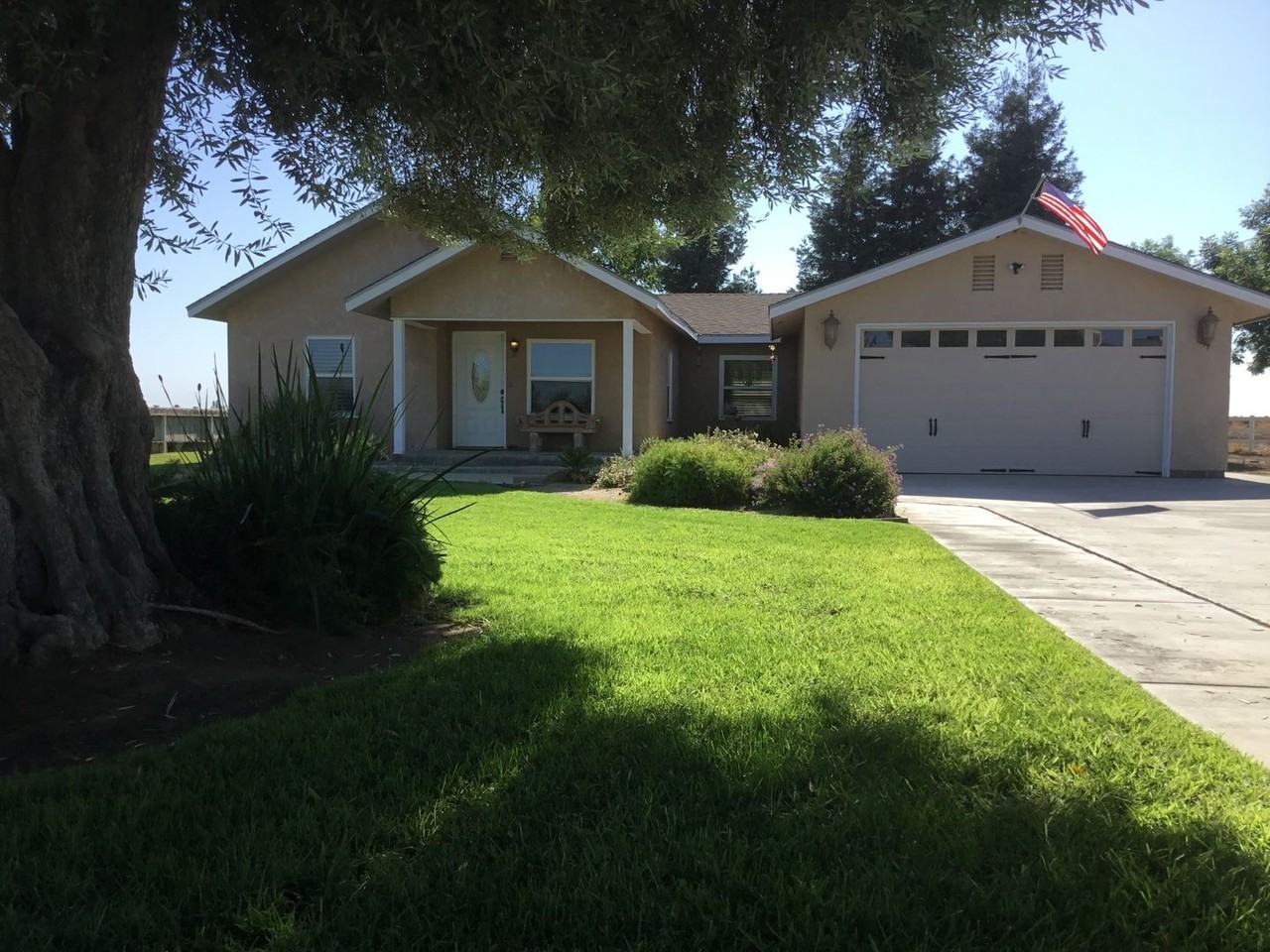 5430 N Madera Ave - Photo 3 of 28