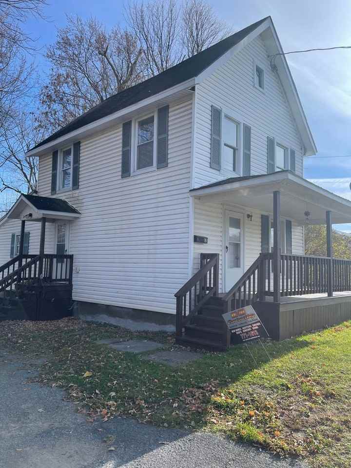 87 Bridge St - Photo 2 of 17