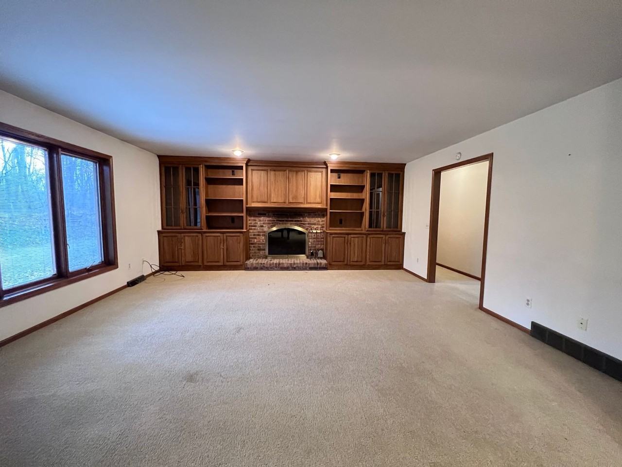 486 Ashton Ct Se - Photo 2 of 31