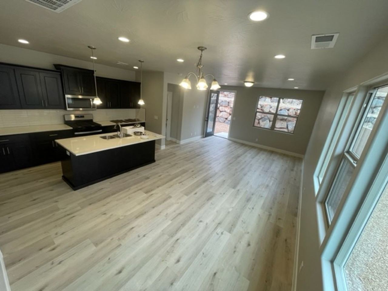 182 W Camino Borde - Photo 3 of 21