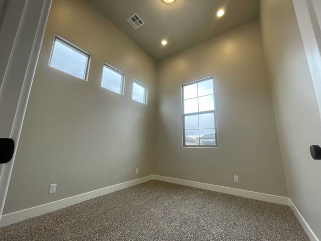 182 W Camino Borde - Photo 7 of 21