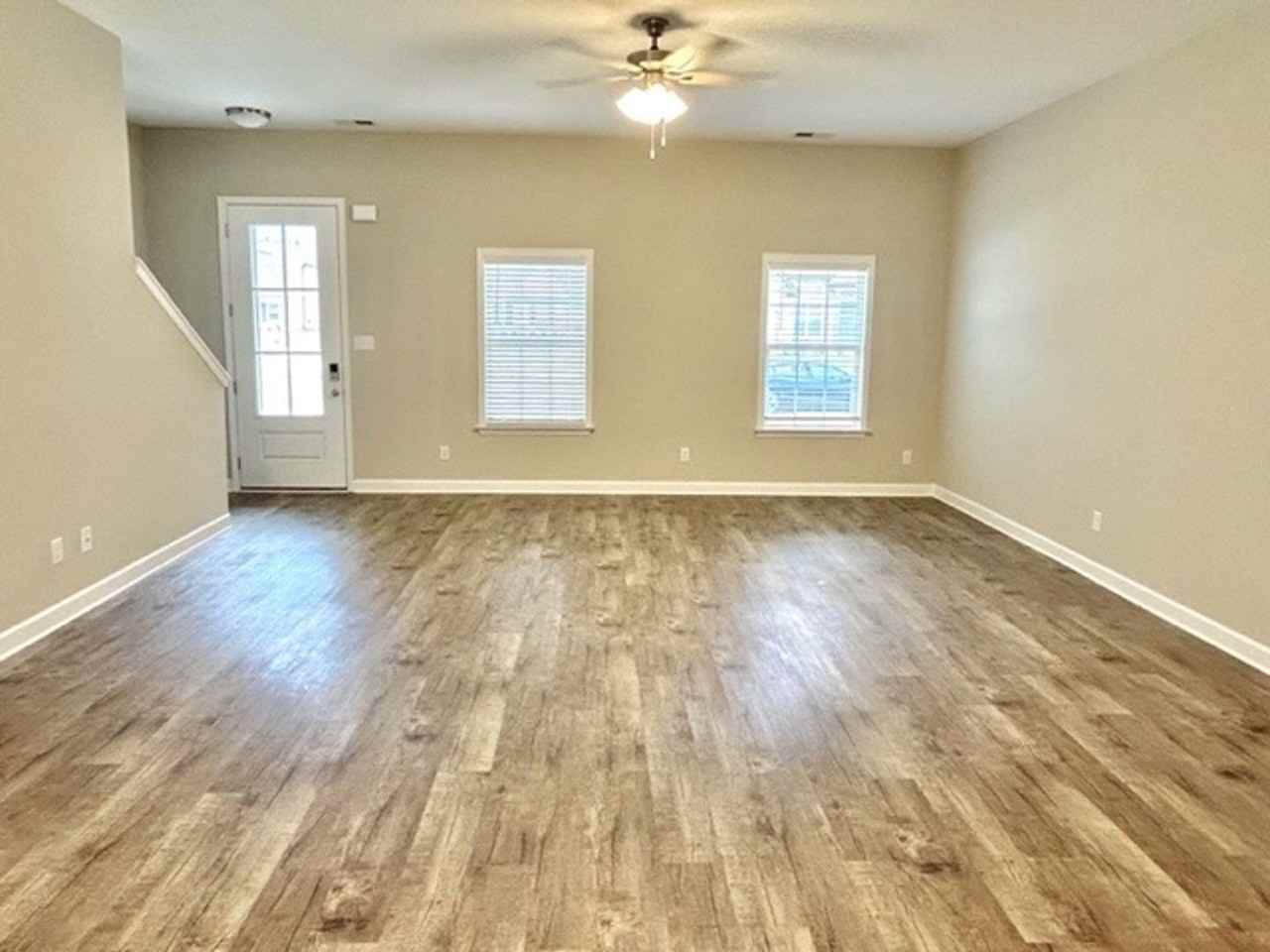 8789 Windstone Estate Dr - Photo 2 of 10