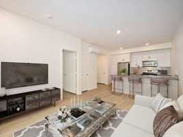 featured image of 200 E 31st St