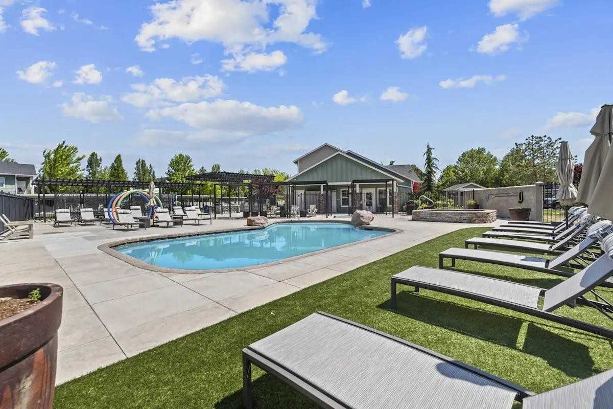 2552 W Selway Rapids Ln - Photo 6 of 24