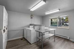 2815 W Madison Ave - Photo 1 of 1